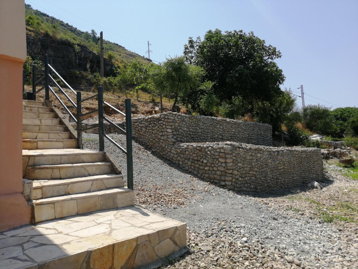 Skadar Lake House Virpazar Exteriör bild